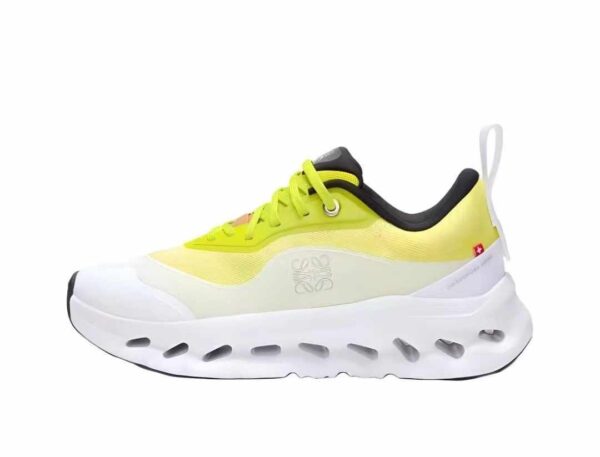on loewe senakers