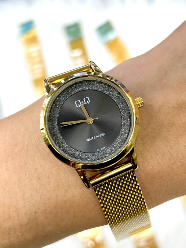 Reloj Q&Q mujer 2025