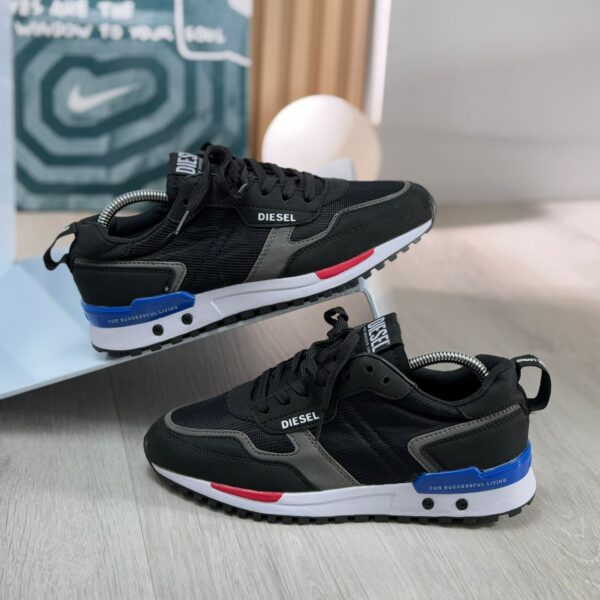 zapatos diesel de taches