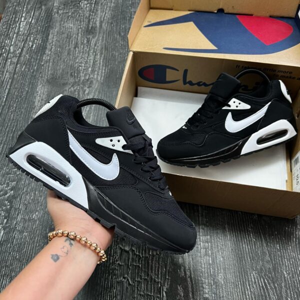 nike corrolate sneakers