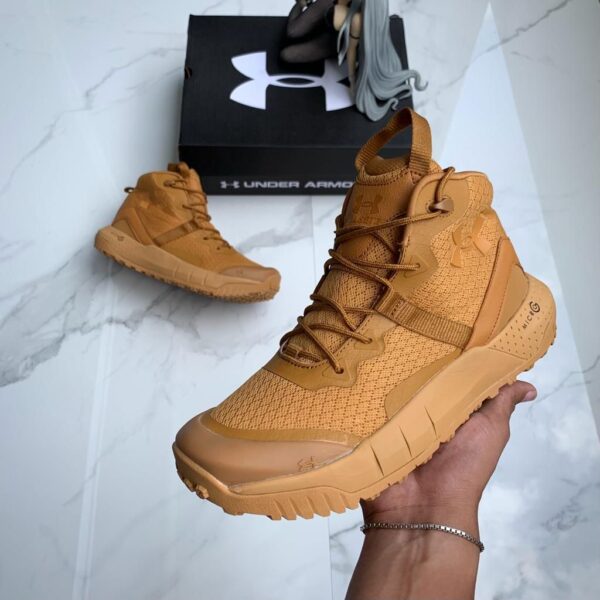 under armour valsetz botas