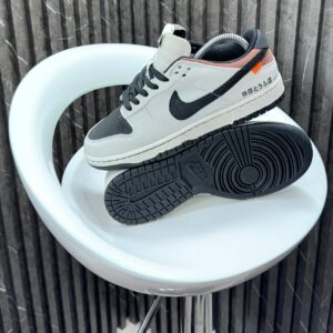 nike dunk low sneakers