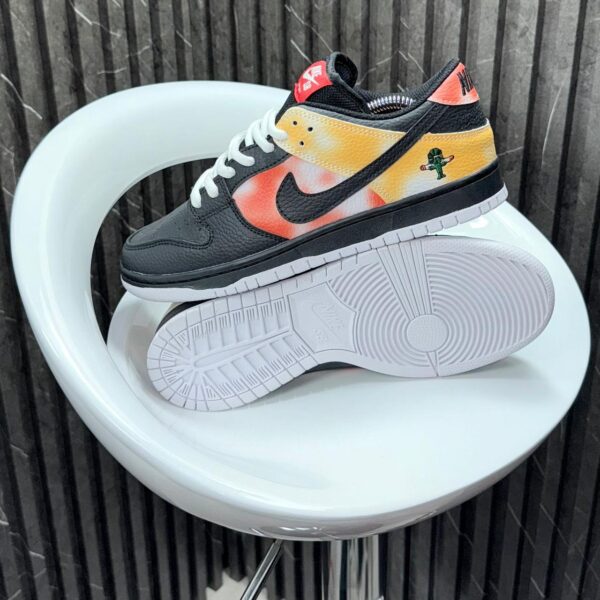 nike dunk low sneakers