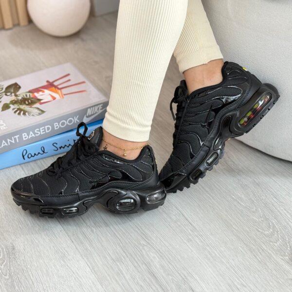 nike air max tn sneakers
